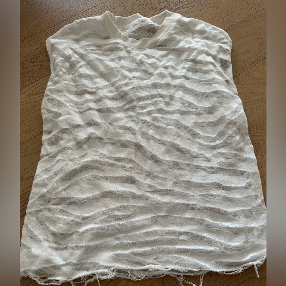 Iro distressed top size small